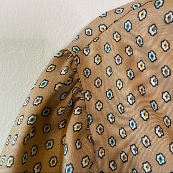 Vintage Jantzen Pleated Button Down Blouse Dress Shirt Size 16 Tan Brown Dots - Picture 4 of 9